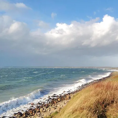 Bibi - 200m From The Sea By Interhome *