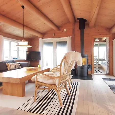 Bibi - 200m From The Sea By Interhome