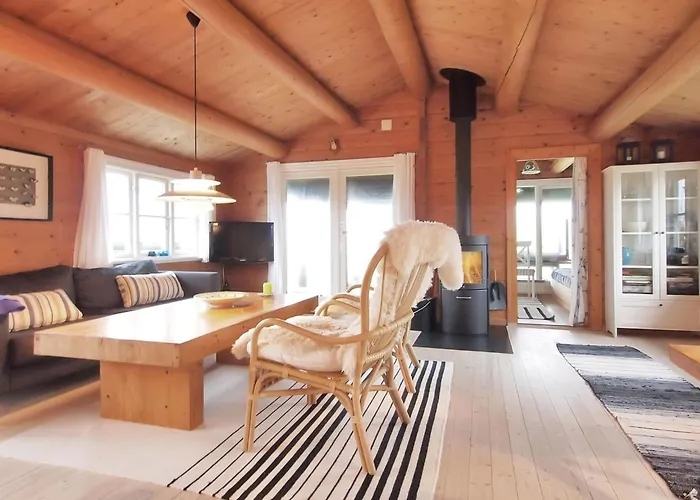 Bibi - 200m From The Sea By Interhome